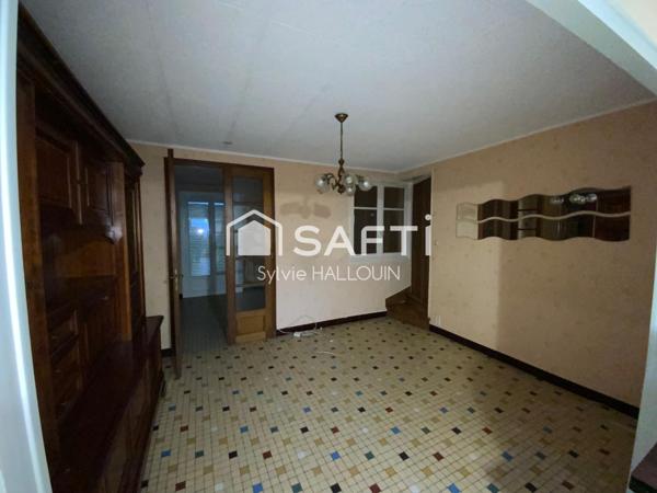 Maison à rénover 67m2, 2 chambres, jardin, garage