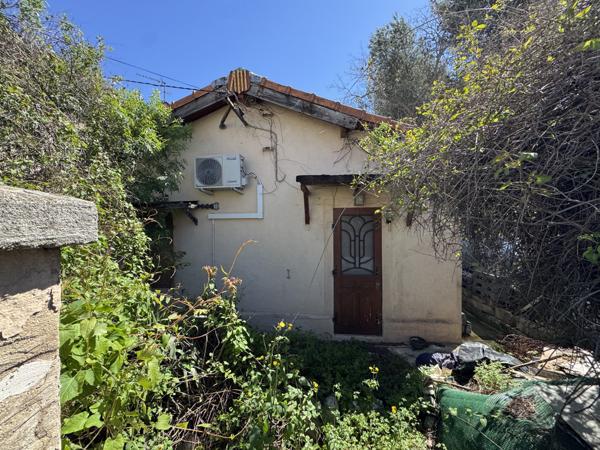 Aubagne (13400) AUBAGNE MAISON A RENOVER 52m2