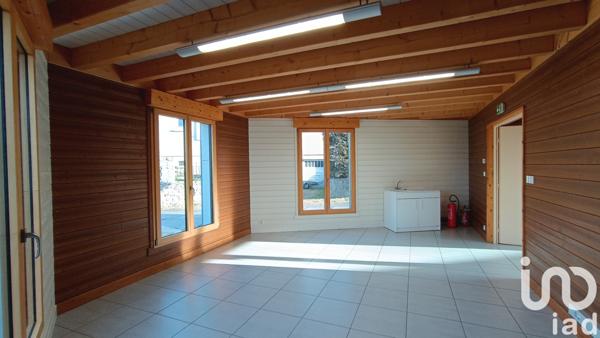 Immeuble à vendre 2 467 m² La Chaise-Dieu