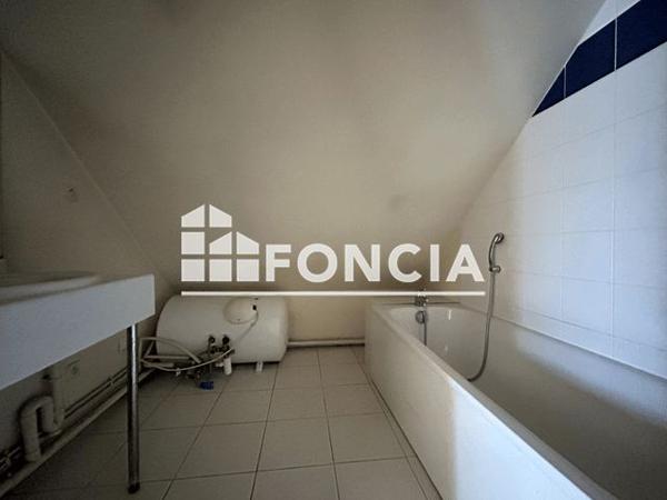 À vendre Appartement 2 pièces 33 m² - Corbeil-essonnes 91100