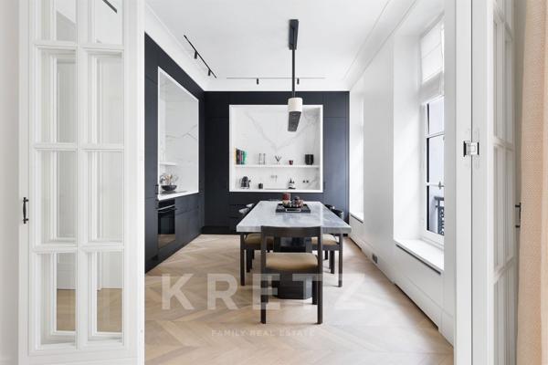 Appartement entièrement rénové à deux pas de la Rue du Bac