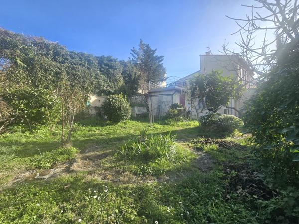 Marseille (13010) Maison 2 Appartements sur 400m2 Superbe vue