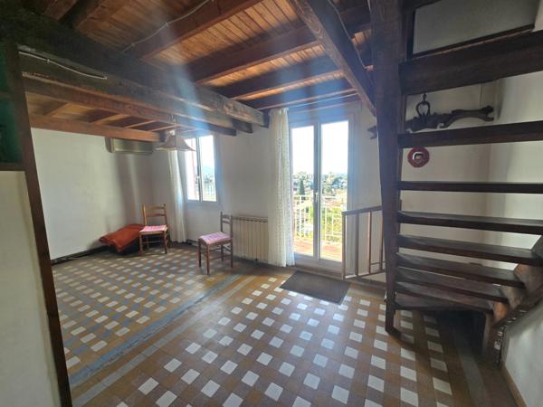 Marseille (13010) Maison 2 Appartements sur 400m2 Superbe vue