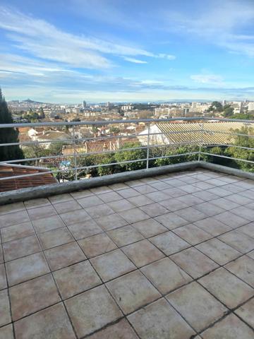 Marseille (13010) Maison 2 Appartements sur 400m2 Superbe vue
