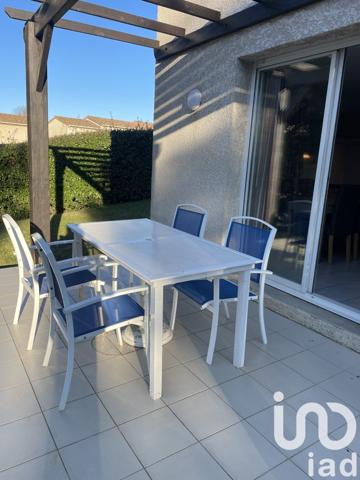 Maison 3 pièces de 44 m² à Salavas (07150)