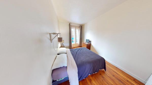 Appartement Ivry Sur Seine 2 pièces 40m2 avec Parking