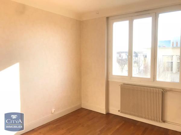 Appartement à louer 3 pièces 69.93m² Villefranche-sur-Saône (69400)