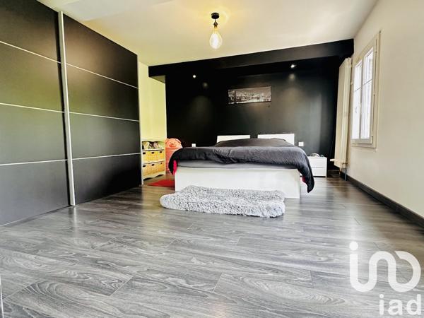 Maison à vendre 5 pièces 180 m² Saint-Pryvé-Saint-Mesmin