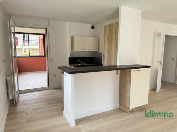Centre de Grezieu La Varenne T2 avec Garage.  Grézieu-la-Varenne (69290)