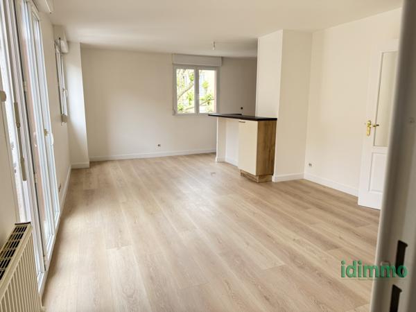 Centre de Grezieu La Varenne T2 avec Garage.  Grézieu-la-Varenne (69290)
