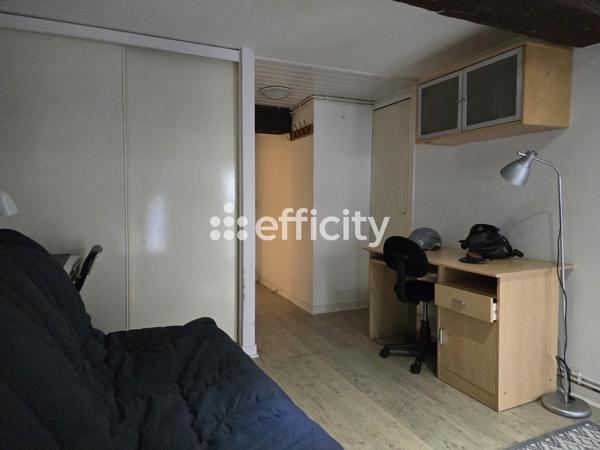 Appartement
         1 pièce
        - 17 m²