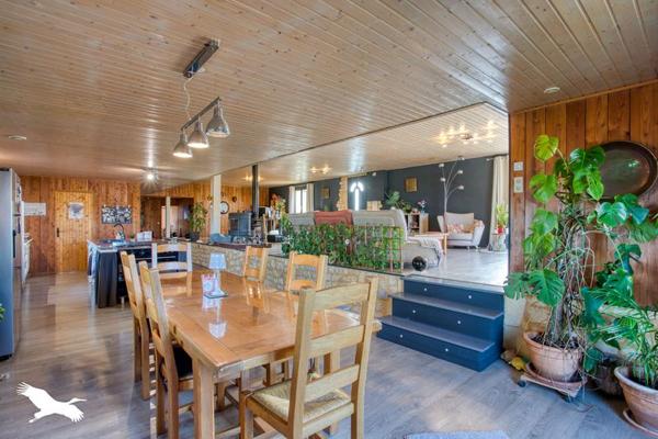 Maison à vendre |  Meyrals |  8 pièces | 264 m²