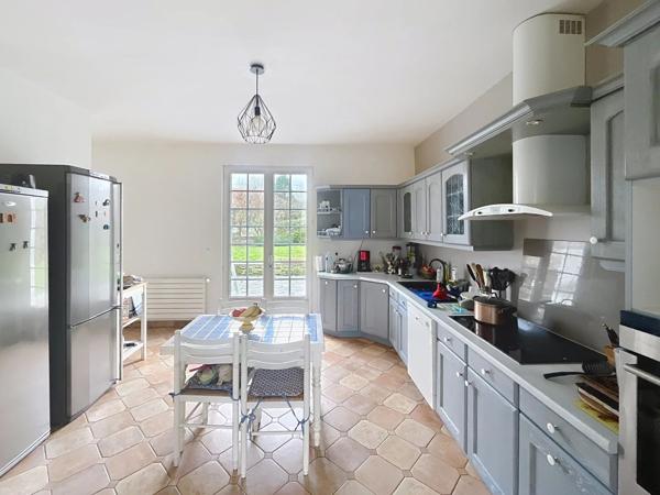 Vente Propriété 8 pièces 313 m2 à Chamouille