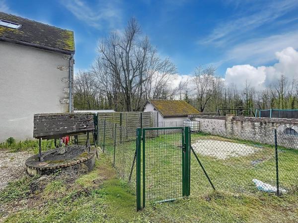 Maison familiale rénovée – À 5 min de Longueville