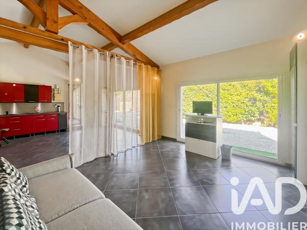 Maison à vendre 10 pièces 228 m² Mas-de-Londres