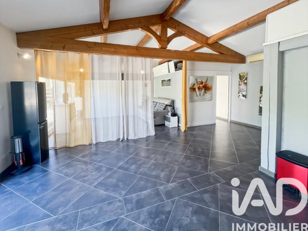 Maison à vendre 10 pièces 228 m² Mas-de-Londres