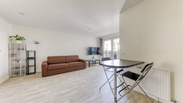 Appartement Roissy En Brie 2 pièce(s) 37 m2