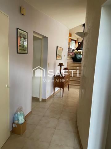 MAISON D’ARCHITECTE DANS SON ECRIN NATUREL