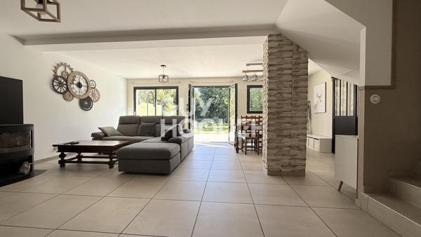 MAISON À VENDRE DE 5 PIÈCES DE 125,00 M²