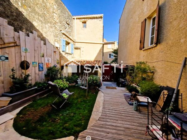 magnifique maison de village du XIXe siècle à Rustrel