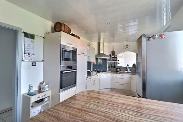 MAISON DANS COPROPRIETE de  186.6 Habitable et 234,65 au sol