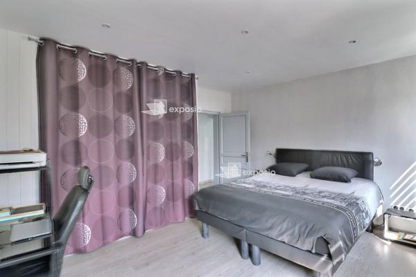 MAISON DANS COPROPRIETE de  186.6 Habitable et 234,65 au sol