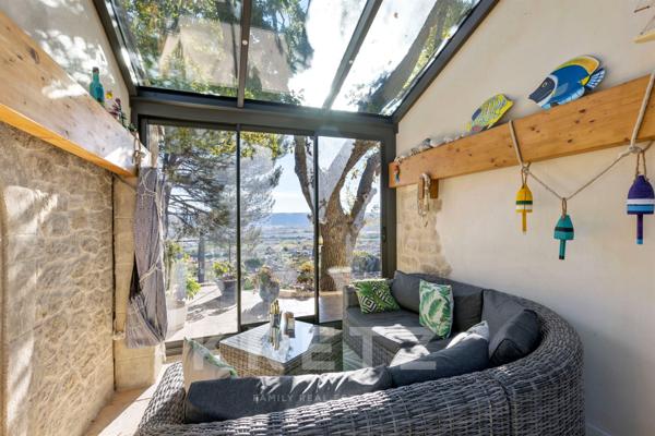 Exclusivité -Villeneuve -Maison rénovée avec piscine et vue dégagée - 140m² sur plus de 1000m² de te