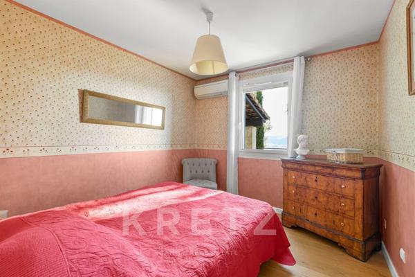 Exclusivité -Villeneuve -Maison rénovée avec piscine et vue dégagée - 140m² sur plus de 1000m² de te