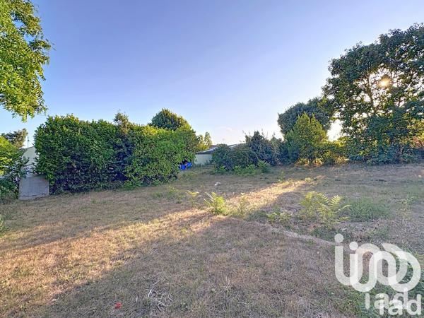 Land for sale 704 m² Ferrières