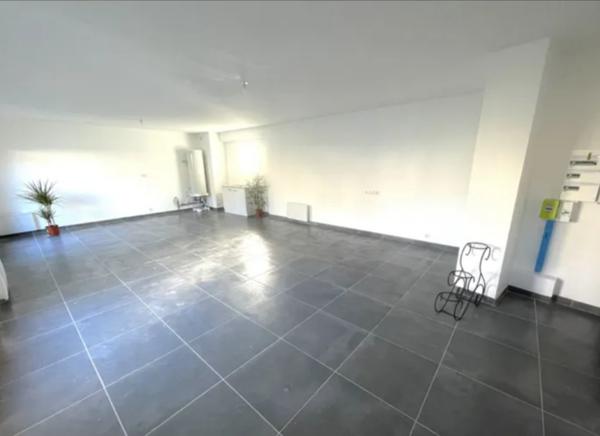 Lommoye (78270) GRANGE RENOVEE 5 PIECES 3 CHAMBRES LOMMOYE YVELINES