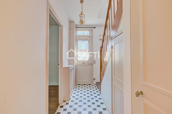 Description de cette maison de 6 pièces et 140 m2