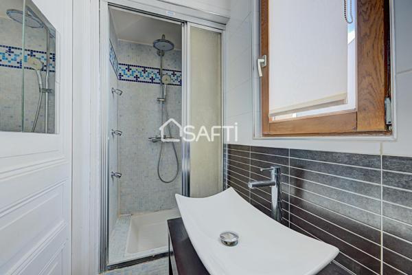 Description de cette maison de 6 pièces et 140 m2