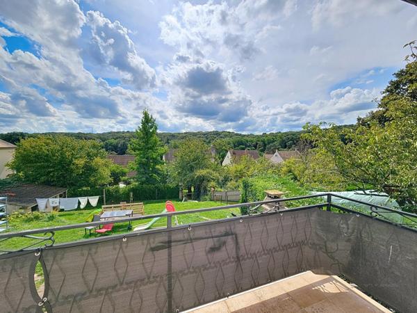 Appartement 4 pièces avec un grand garage en sous-sol