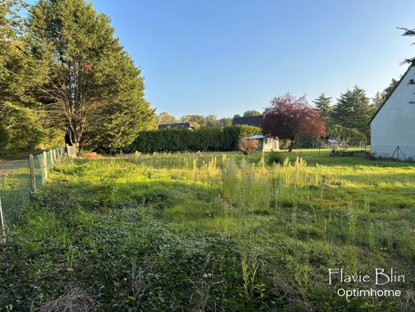 Terrain à vendre de 904,00 m² REUILLY (27)