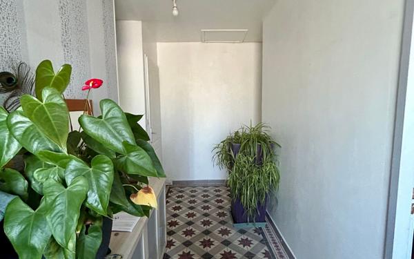 Immeuble à vendre    10 pièces • 211 m2 Les Avenières