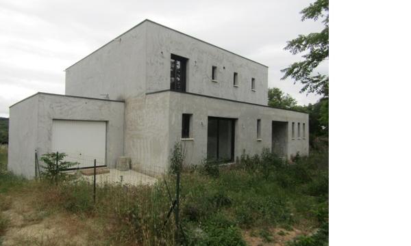 Villa neuve contemporaine 220m²  4 chambres sur terrain de 1200m² Donzère 465 000HAI