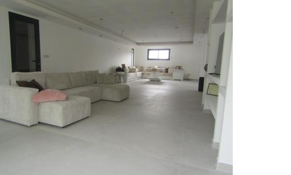 Villa neuve contemporaine 220m²  4 chambres sur terrain de 1200m² Donzère 465 000HAI