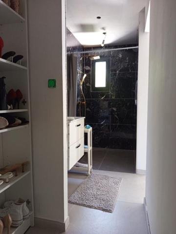 Villa neuve contemporaine 220m²  4 chambres sur terrain de 1200m² Donzère 465 000HAI