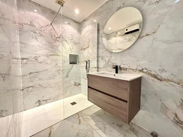 Vente Appartement 2 pièces 53 m2 à Nice