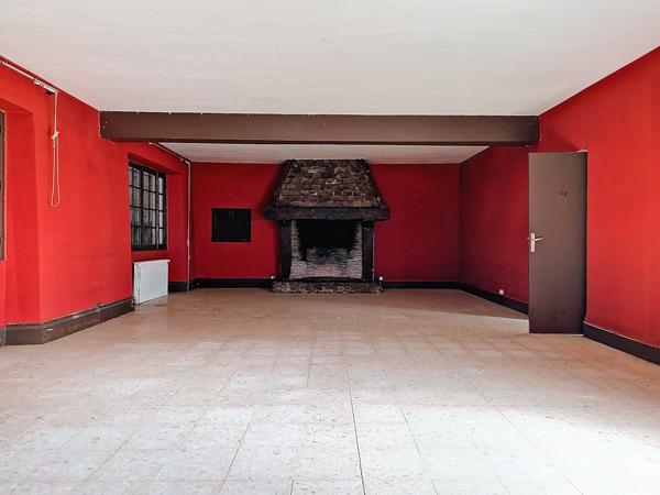 Guinarthe-Parenties (64390) Immeuble de 550 m² – Fort potentiel – Parcelle de 8 573 m²