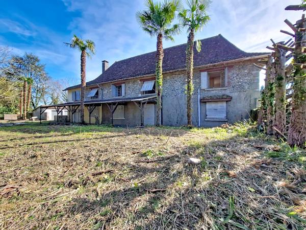 Guinarthe-Parenties (64390) Immeuble de 550 m² – Fort potentiel – Parcelle de 8 573 m²