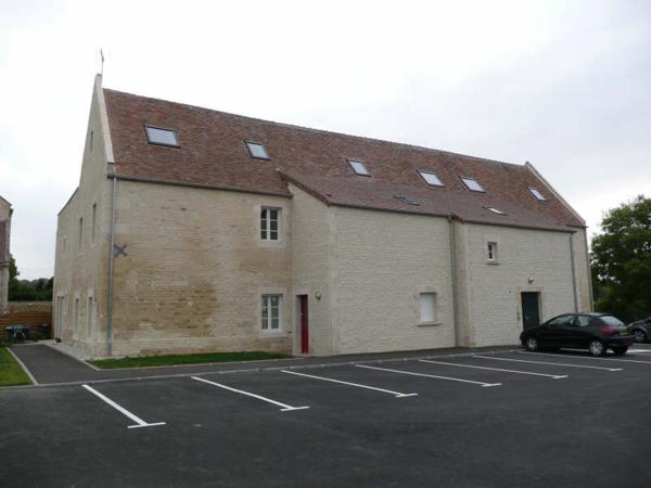 A LOUER F3 LOUVIGNY ANCIEN COPRS DE FERME