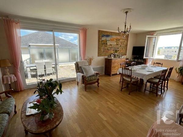 APPARTEMENT - T3 - DERNIER ETAGE - 77M²