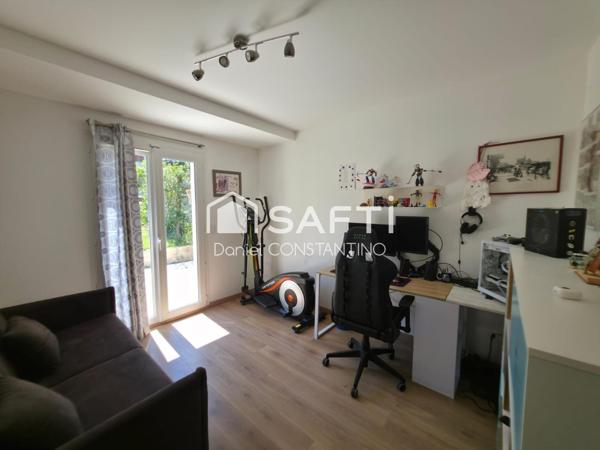 Maison de 2017, DPE C, 4 CH, piscine chauffée