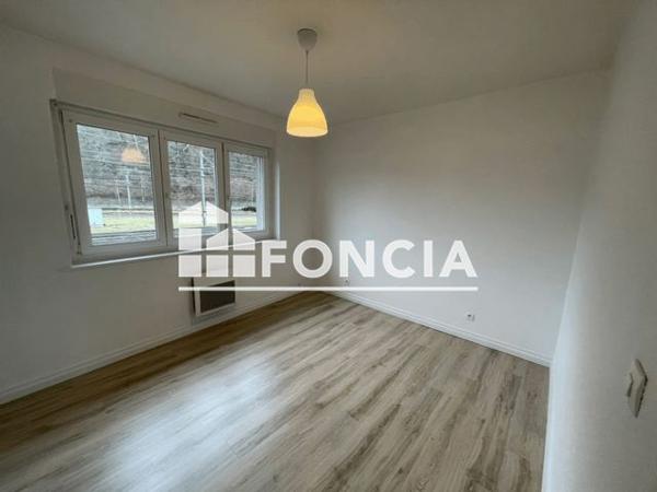 Location Appartement 3 pièces 54.64 m² - 19 RUE AUGISTROU Longuyon 54260