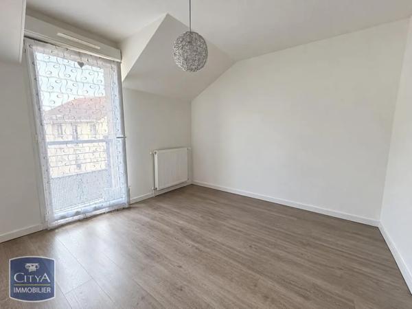 Appartement à louer 2 pièces 41.72m² Dourdan (91410)