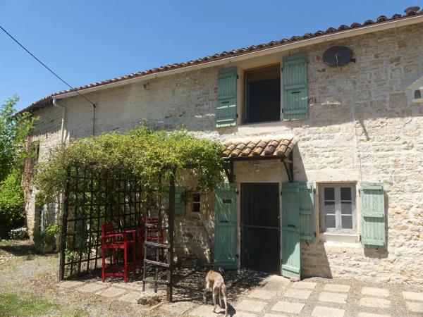 Belle maison avec gite, dépendances et grand jardin