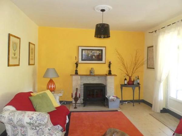 Belle maison avec gite, dépendances et grand jardin