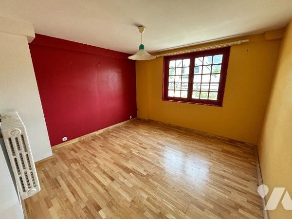 Maison avec terrain constructible