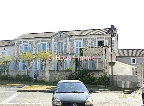 Maison à vendre 10 pièces de 230 m²